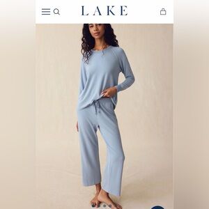 Lake Women's Soft Blue Set